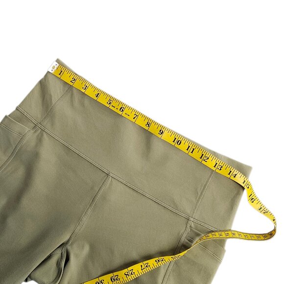 Athleta Salutation Stash Cargo 9" Shorts, Green, Athletic, Womens Size Large - Picture 6 of 8